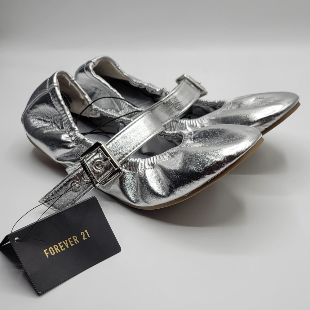 Forever 21 Silver Ballet Flats